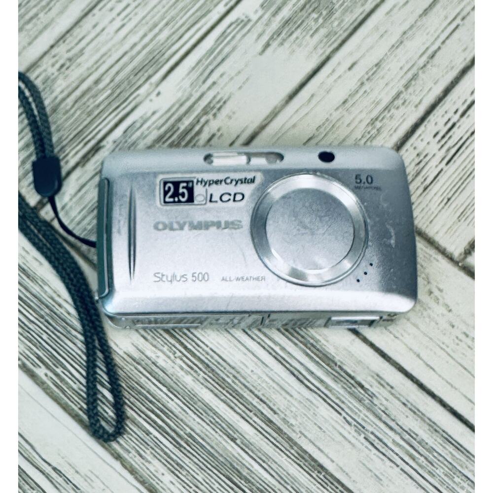 Vtg Olympus Stylus 500 All Weather 5MP Digital Camera w/Battery & Charger Tested - Picture 9 of 9